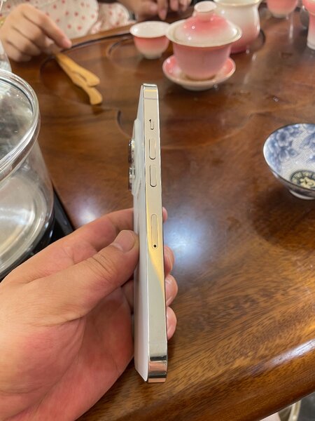 Apple mobile phone 14P 128G