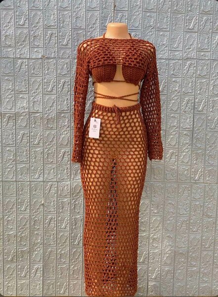 Robe Mailles Crochet Élégante