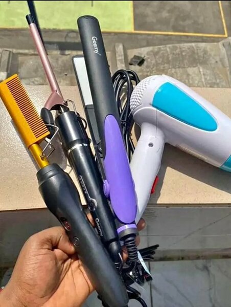 Kit d'appareils coiffants polyvalent