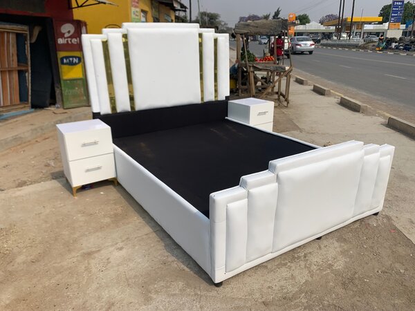 Queen and double beds