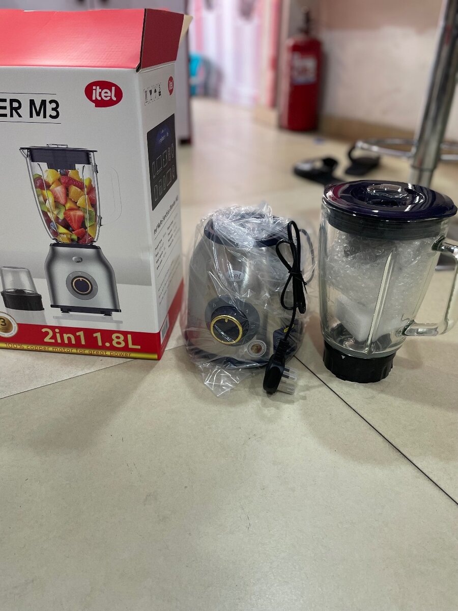 Itel Multifunction blender M3
