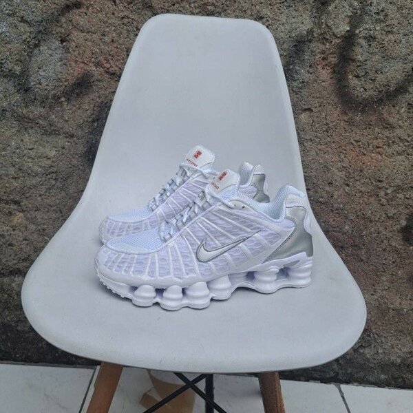 Nike Shox
