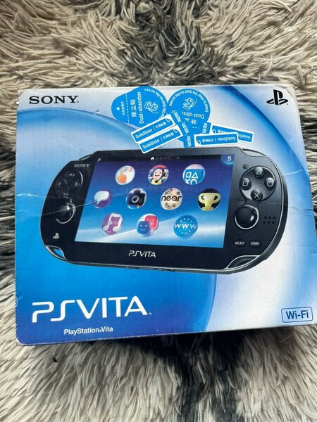 PS Vita FAT  État quasi neuf