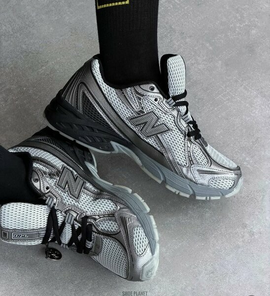 Baskets New Balance grises neuves