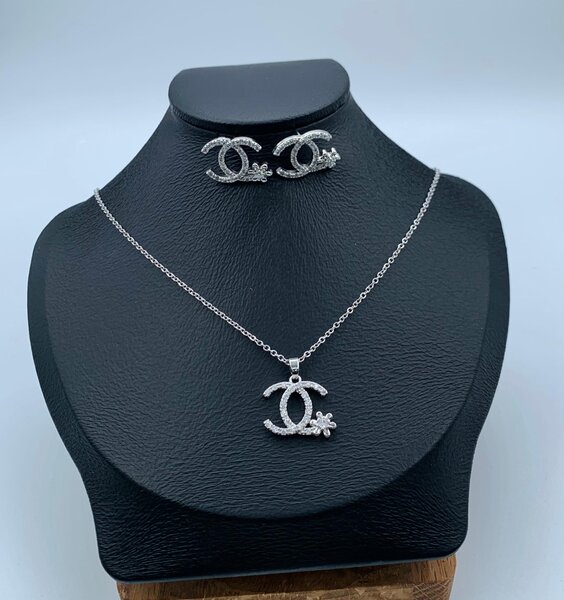 Silver chanel necklace with earrings