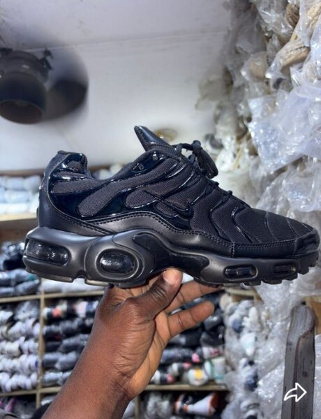 Baskets Air et Mocassins Élégants