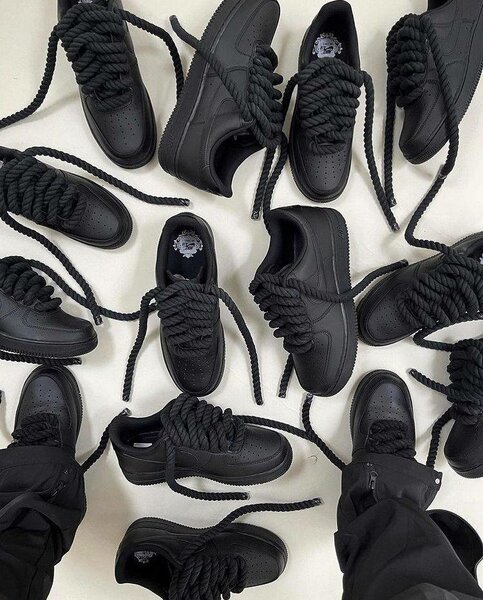 Sneakers noirs unisexes