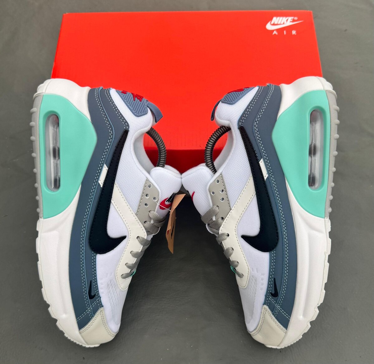 Baskets Nike Air modernes