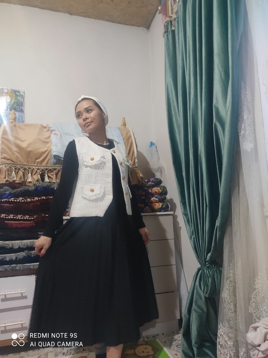 1 койнок жаны 42-44 туура келет 1000сом