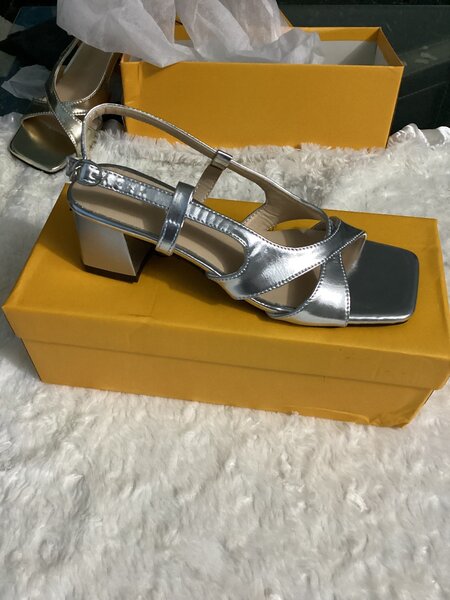 Ladies sandals heels