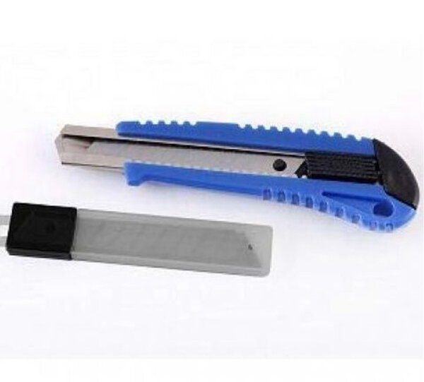 Cutter + paquet de lames échan