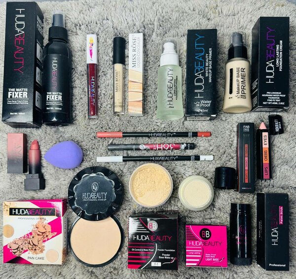 15 in 1 makeup  deal