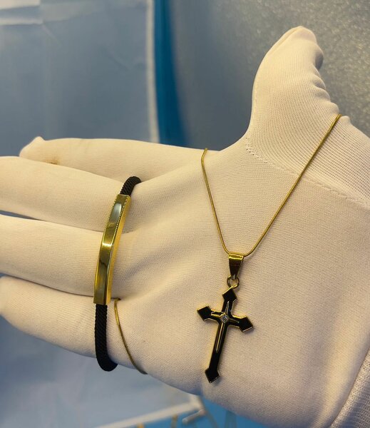 Colliers et Bracelets Élégants