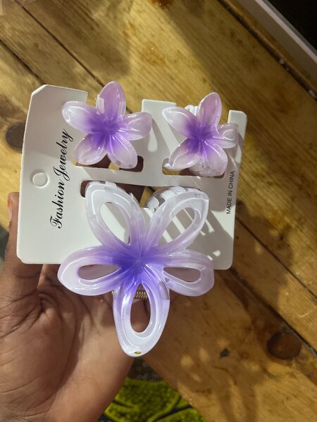 Pince fleur élégante