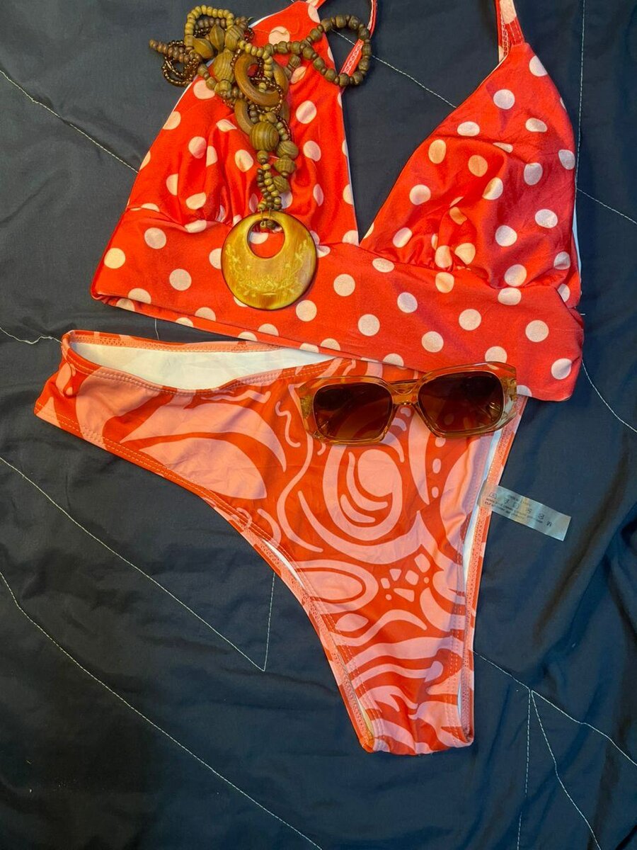 Bikini à motifs vibrants