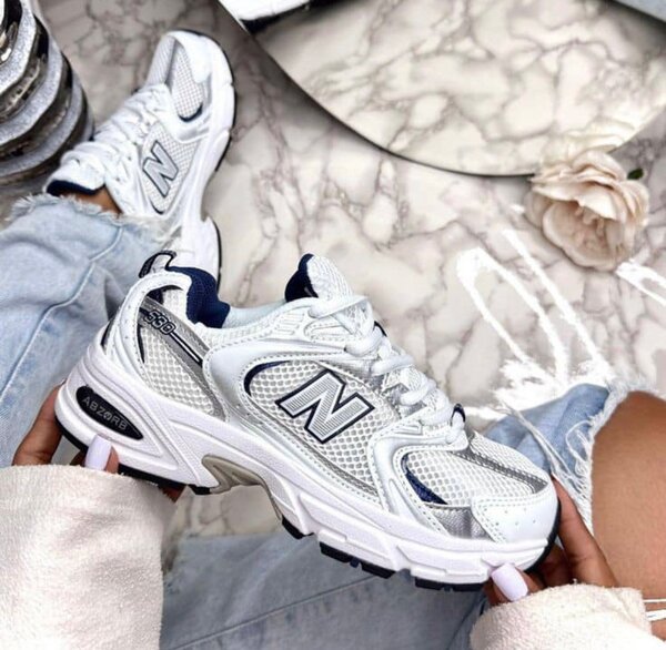 Chaussures new balance disponible