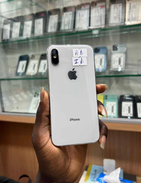 iPhone X 64 Go Argent