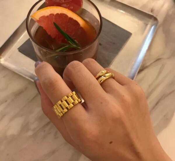 Bague élégante en or