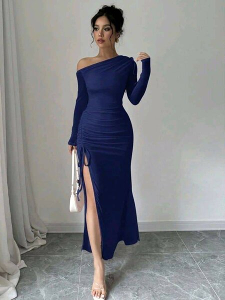 Robe Élégante Bleu Asymétrique