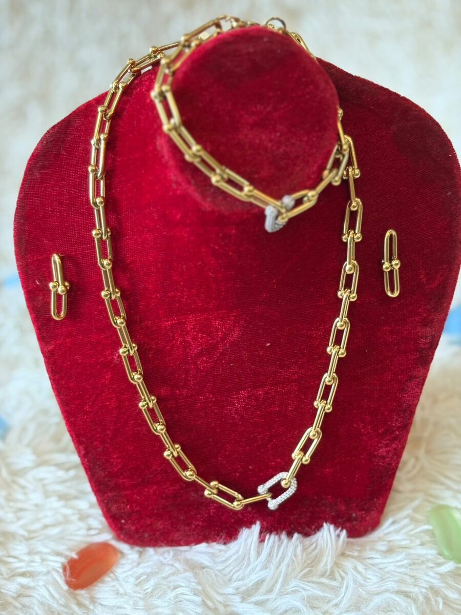 Parure Bijoux Dorés Élégante