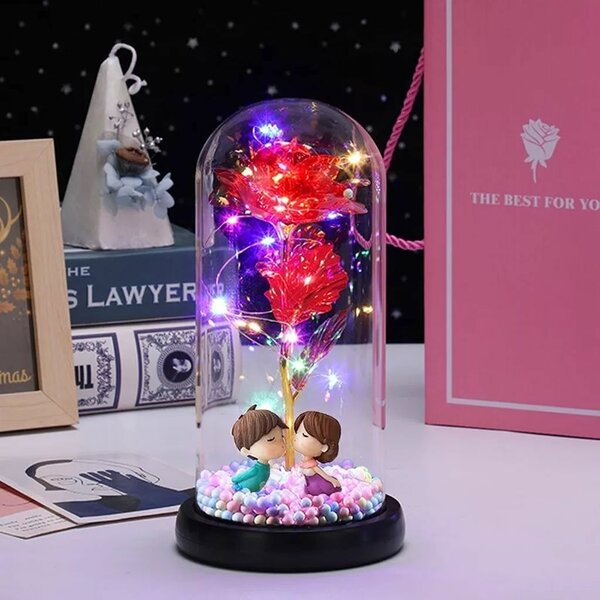 Роза под стеклянным куполом