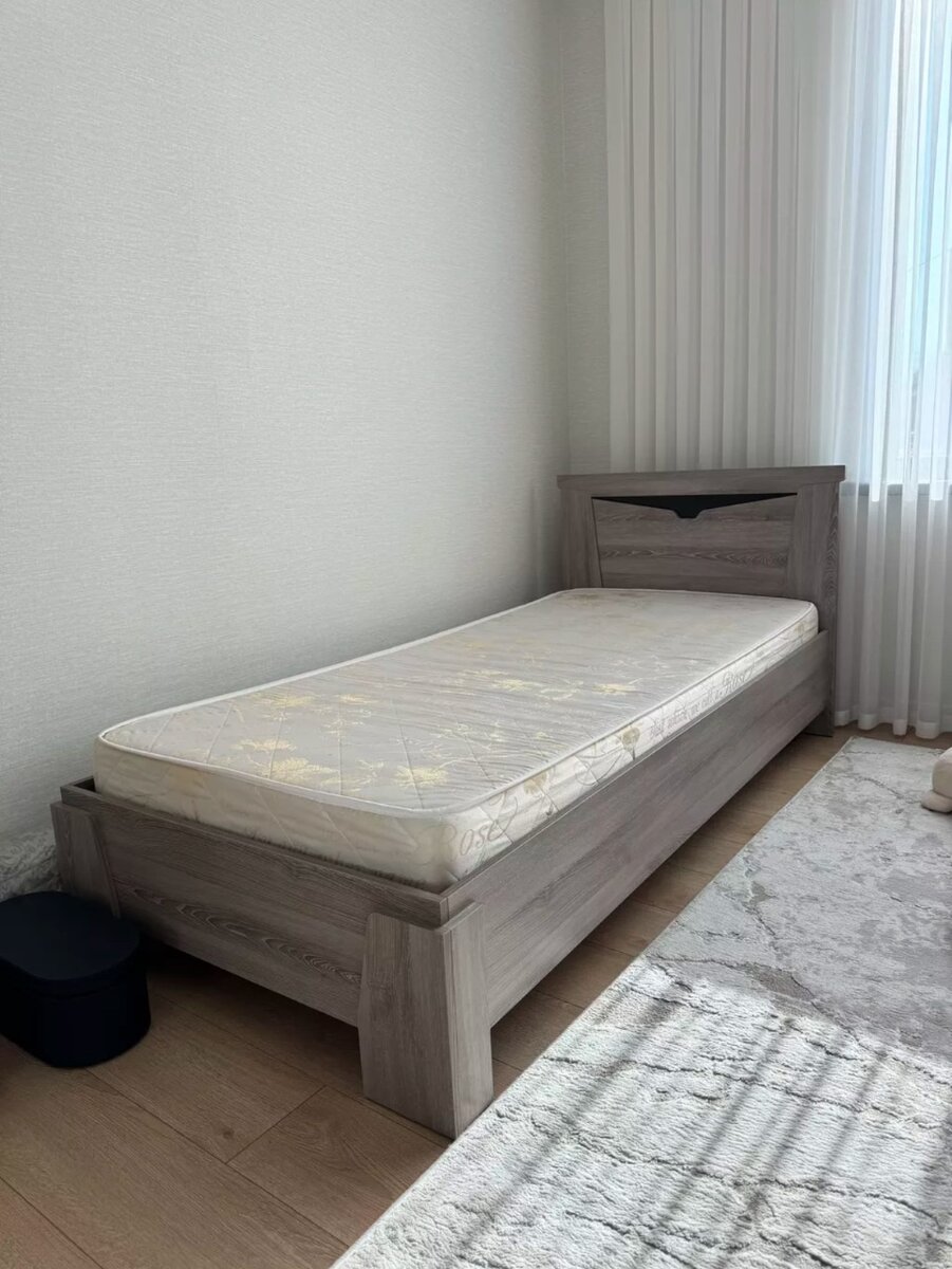 Кровать односпальняя