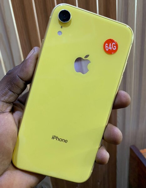 iPhone XR Jaune 64Go