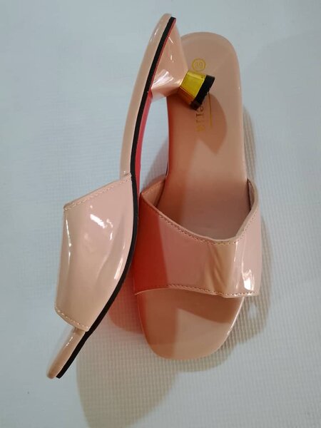 Sandales à talons chic