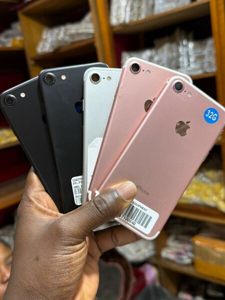 iPhone 7 simple 32giga quasi neuf