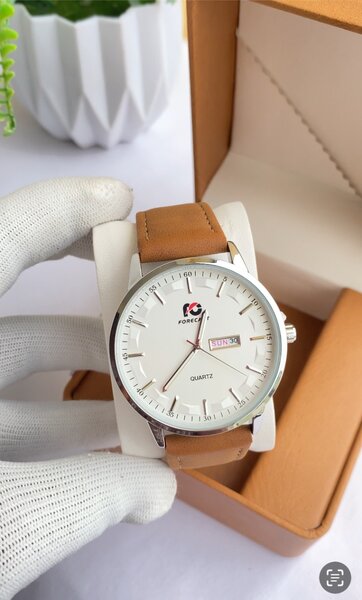 Forecast Leather watch