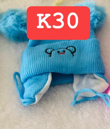 Hat with pompon for babies blue