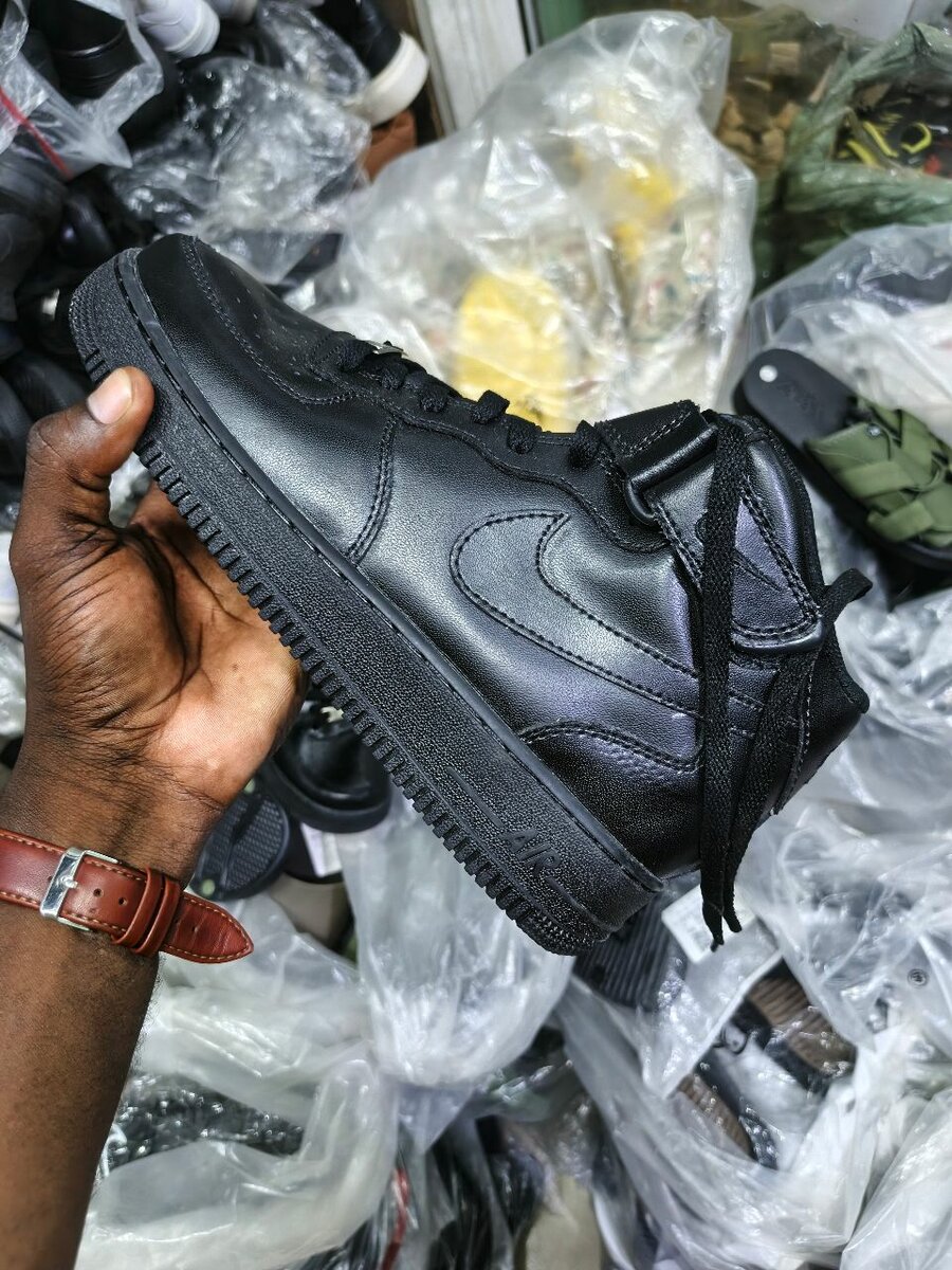 Baskets montantes noires homme