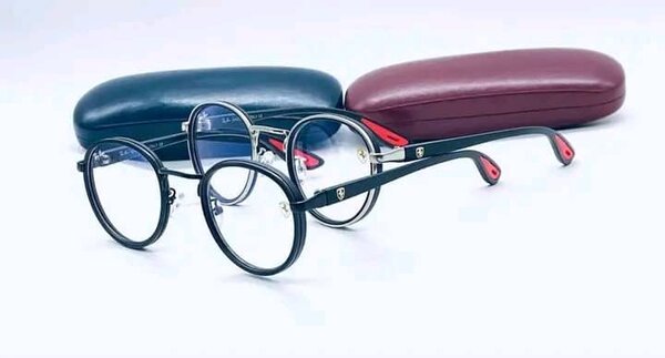 Lunettes élégantes rétro