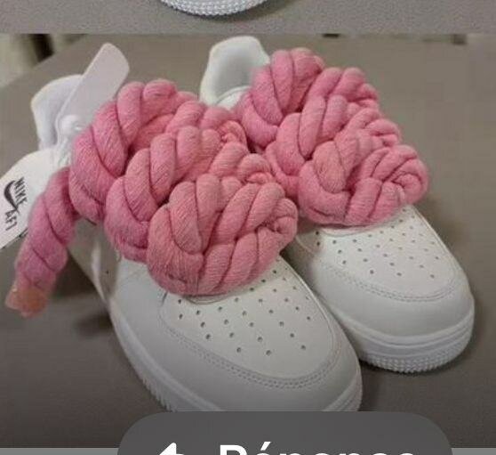 Chaussures uniques avec lacets tressés