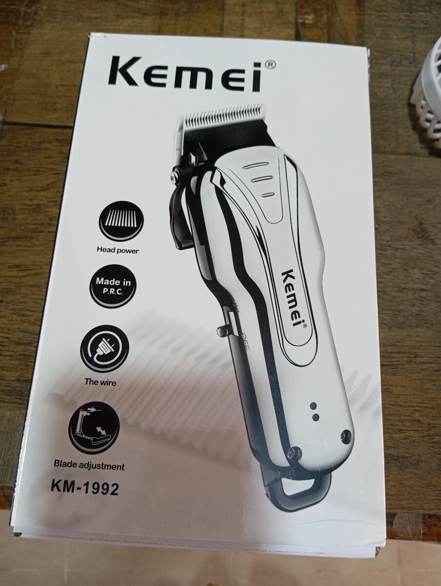 Tondeuse professionnelle Kemei