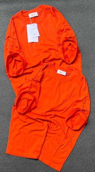 T-shirts imprimés modernes