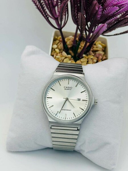 Montre-bracelet Casio Quartz Or