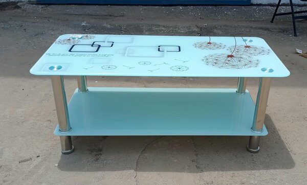 Table basse en verre design