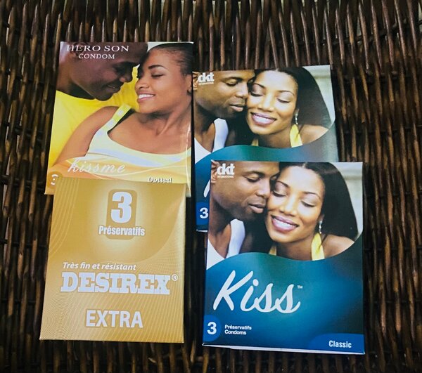 Préservatifs Kiss et Desirex