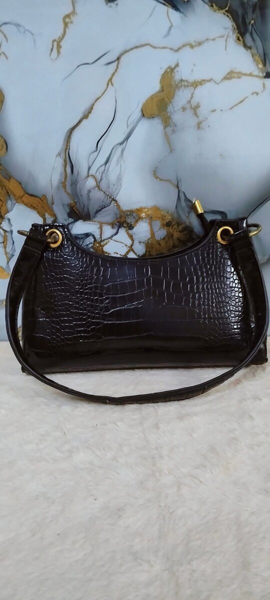 Sac à bandoulière croco chic