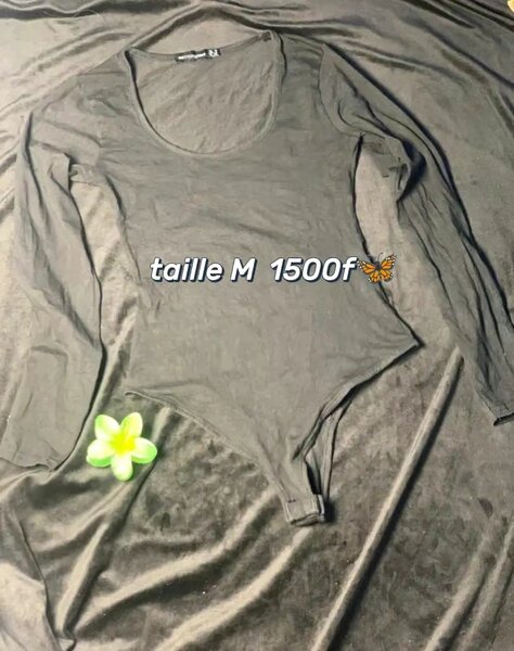 Body noir manches longues taille M