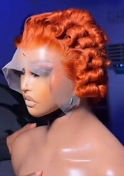 Perruque Bouclée en Dentelle