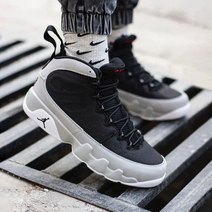 Basketball Sneakers Noir et Blanc