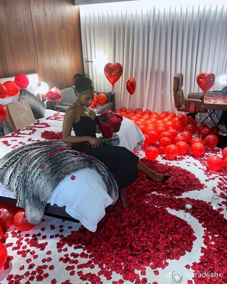 Birthday and Engagement room deco