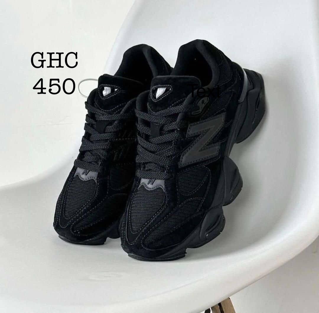 New Balance and Yeezy Boost in all sizes