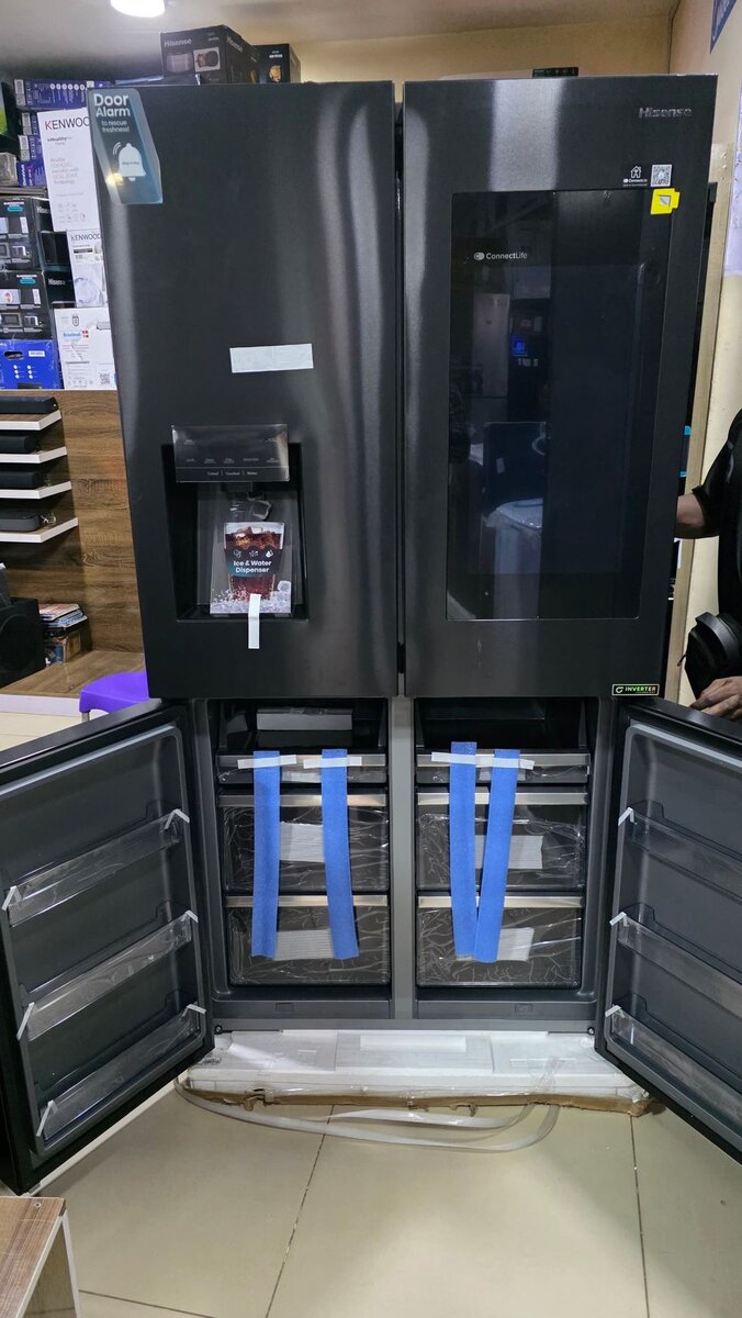 Réfrigérateur américain moderne