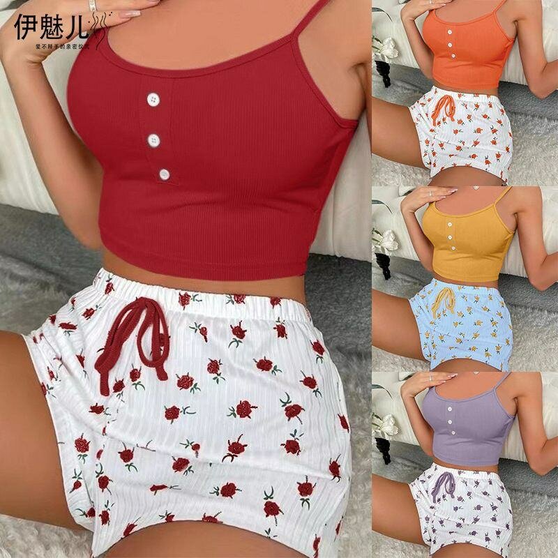 Ensemble lingerie et pyjama moulant