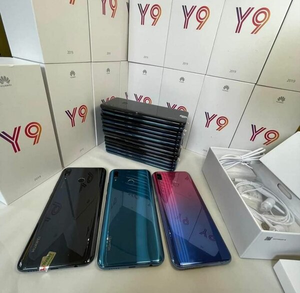 Huawei Y9 2019 Smartphone