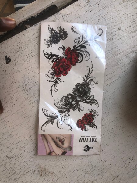 Tatouages Temporaires Éphémères