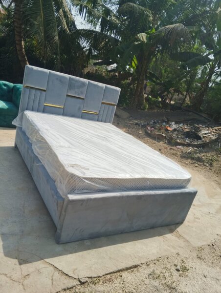 Double bed frame and mattress